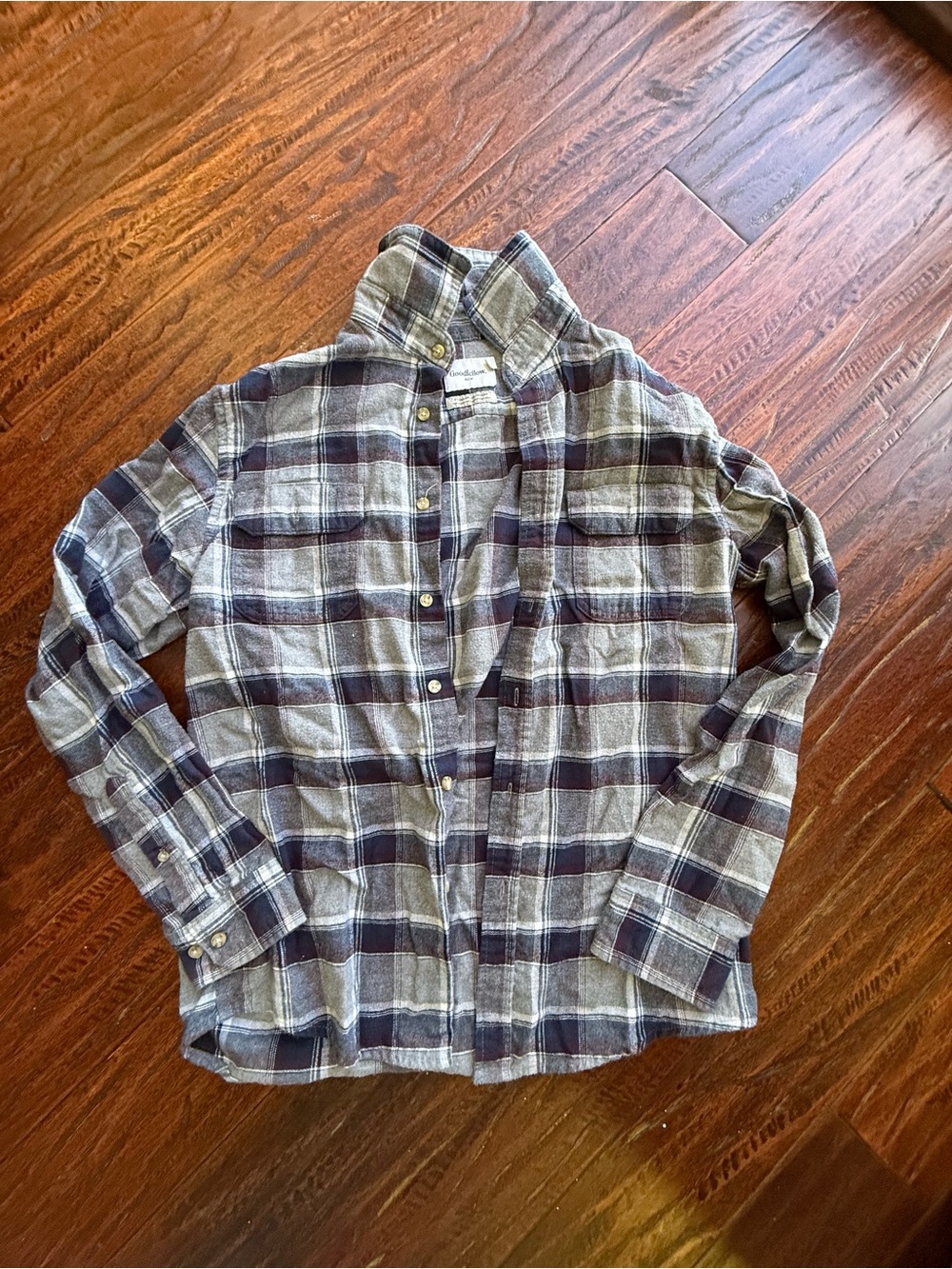 Goodfellow & Co  women’s Plaid Flannel Shirt Gray Burgundy Size M